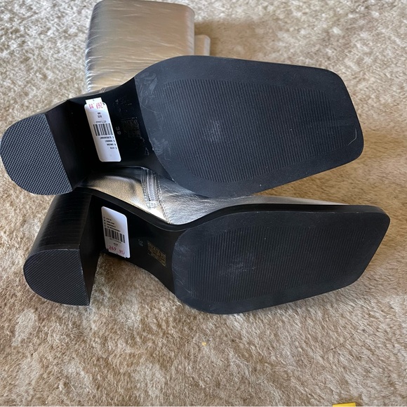 Anthropologie Caverley Oscar Metallic Silver Leather Slim Calf Tall Boot Size 39 - Picture 7 of 16